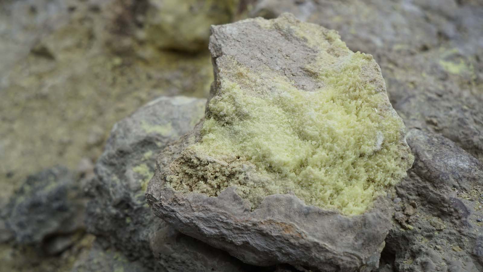Sulfur deposits like this everywhere (and with it unfortunately came the smell of rotten eggs)