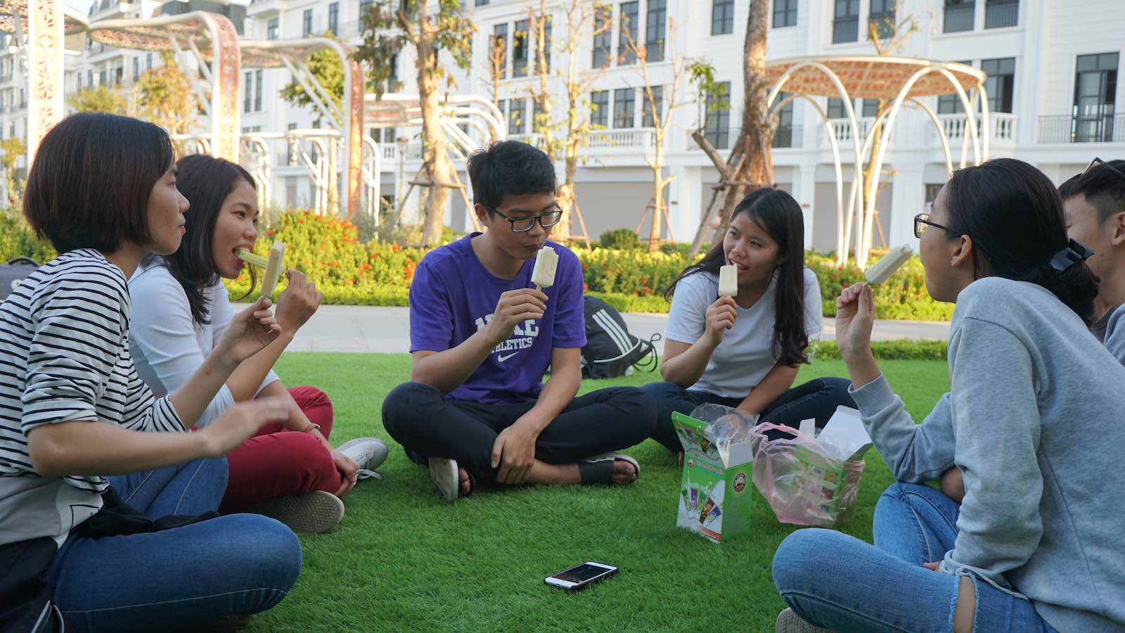 We also got a ton of ice cream bars and ate it together in the park. Throughout the day I just couldn't help but think about how much I was going to miss all the friends I had made here.