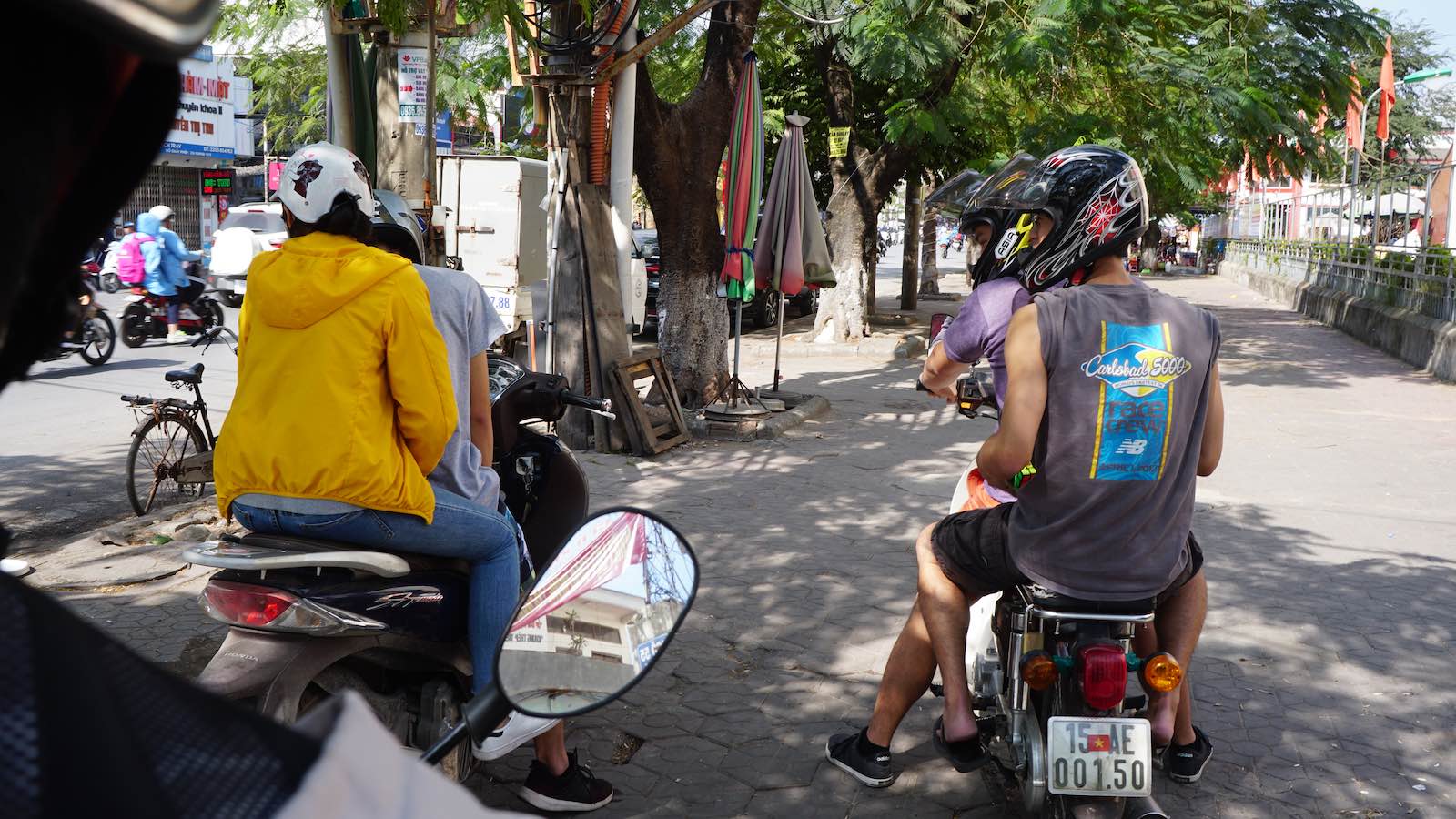 I became fast friends with the volunteer English teachers and the students there and we hung out a lot during my time in Hai Phong. We would go for KBBQ, get boba, help get groceries for the house, or hit up the local supermarket for ice cream. Everybody rode motorbikes everywhere, I didn't have to guts to learn how to drive one especially on the crowded and busy city streets.