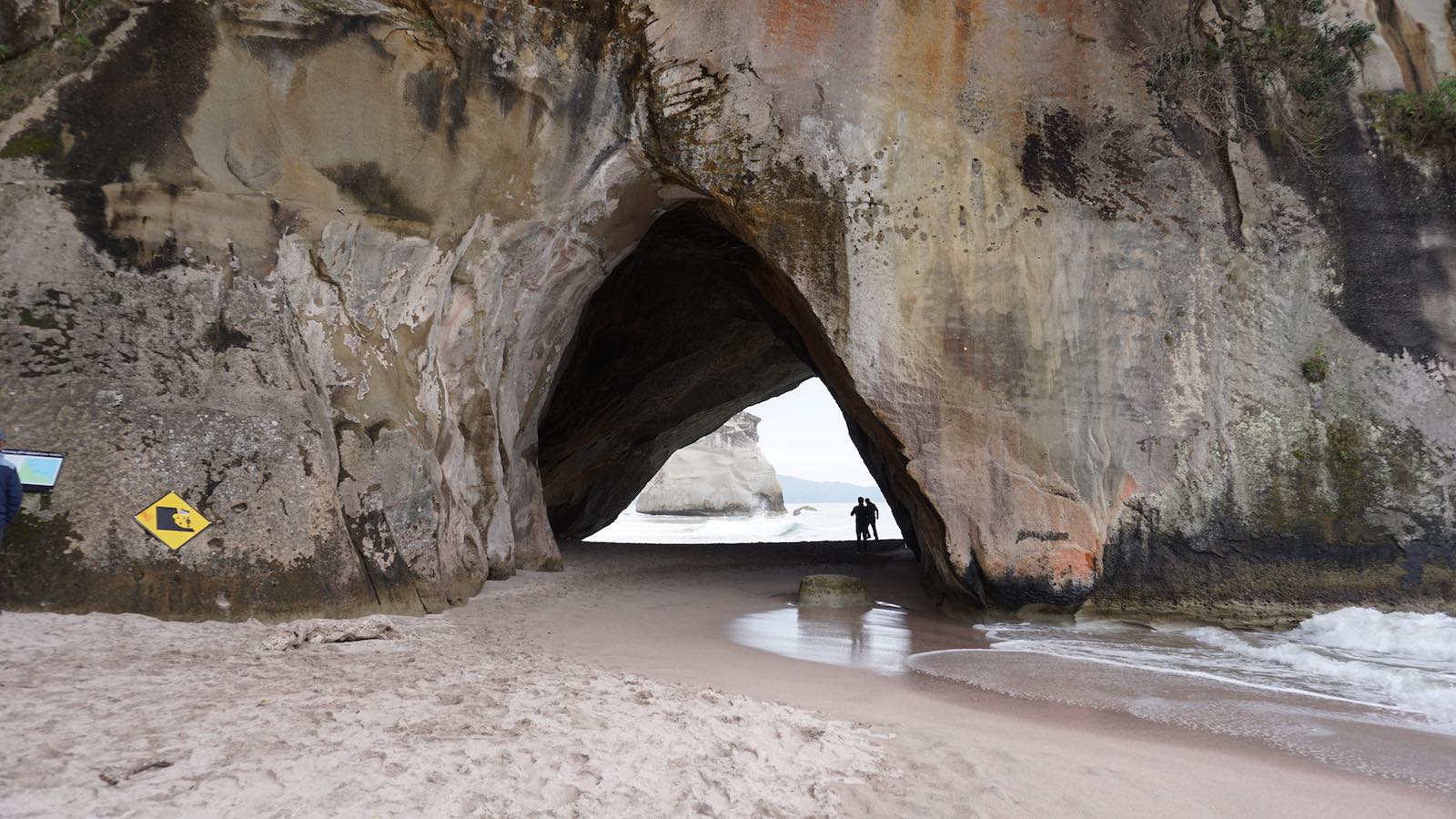 ~30 minute walk down to the beach later, we arrived. This was probably why it's called Cathedral Cove, a good spot for an artsy photo I suppose, but not much more other than that