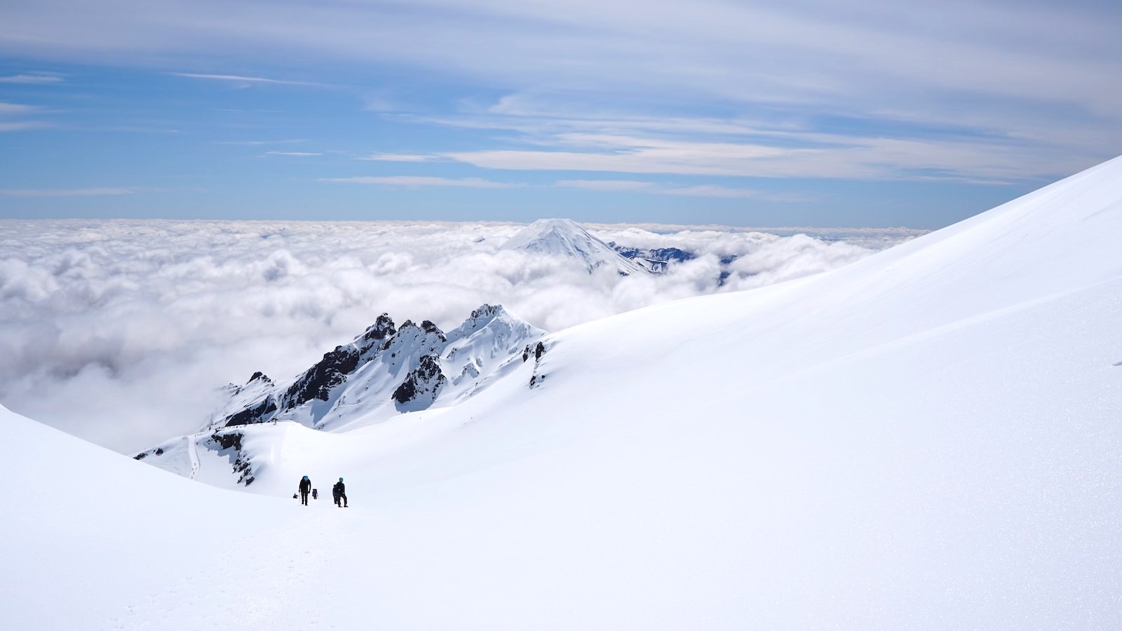 Mount Ruapehu: Double-y breathtaking because the hike was so steep and so scenic