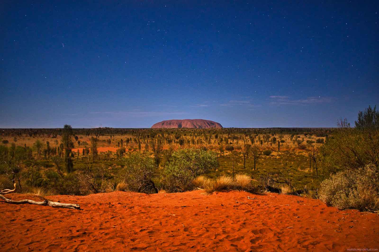Stayed around after sundown because the temperatures were much nicer at night and the full moon was so bright it lit up the landscape. Got this nice long exposure shot of Uluru